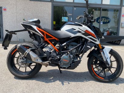 KTM DUKE 125