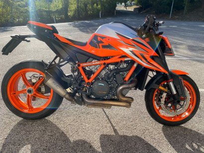 KTM 1290 SUPERDUKE R 2022
