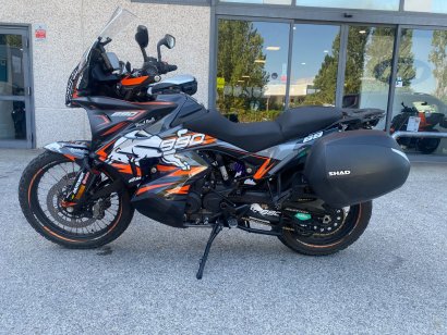 890 ADVENTURE